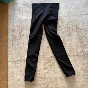 Spanx Black High Waisted Seamless Compression Leggings Womens Size Medium NWOT